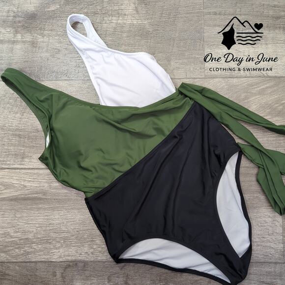 Cupshe Color Block One Piece Swimsuit Size M - Picture 3 of 6